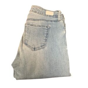 Celebrity Pink size 6 ? Light Blue Denim Jeans knee distressed stretchy